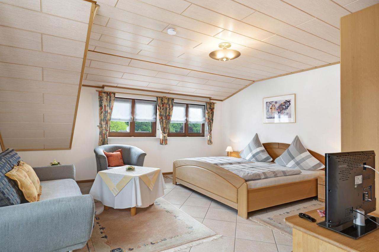 Gieringer Appartement Oberharmersbach Buitenkant foto
